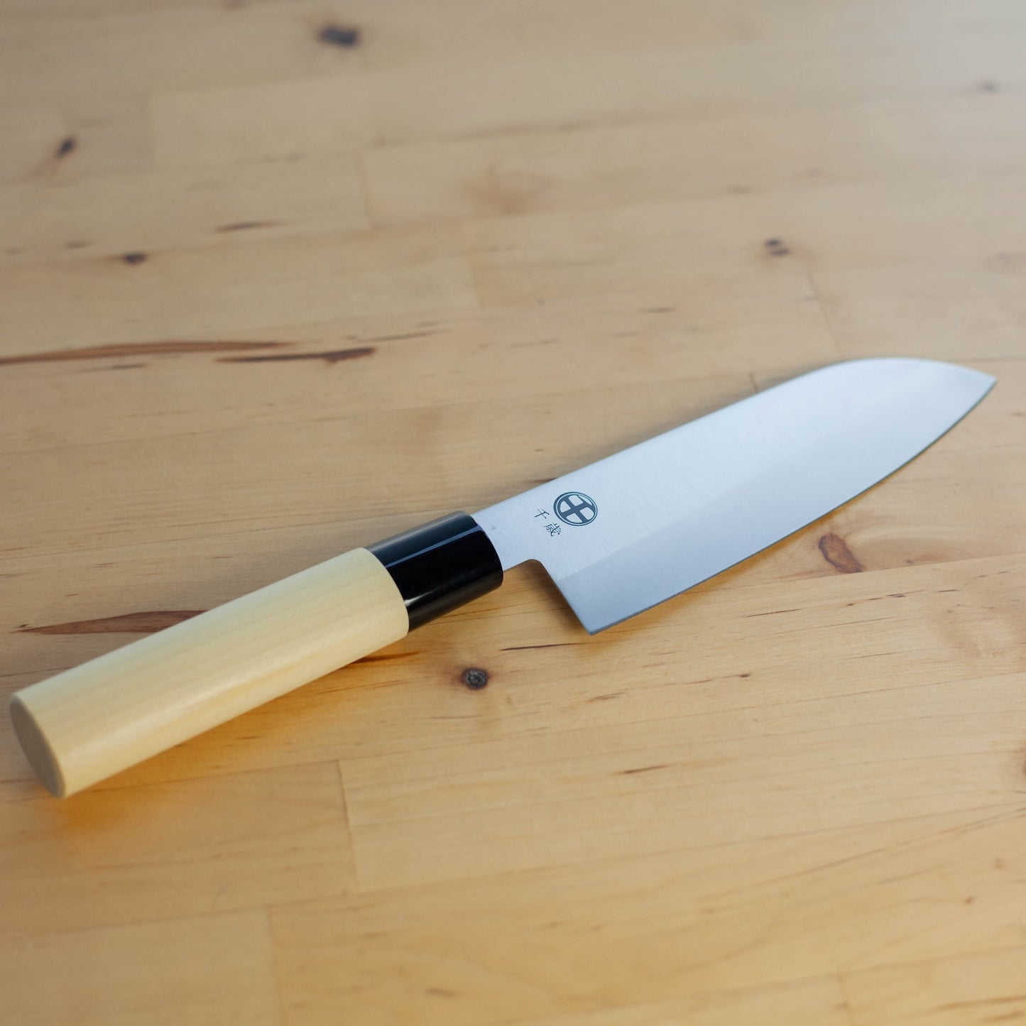 Chitose Japans Santoku-mes (15,5 cm)