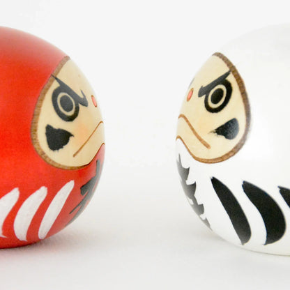 Poupée Kokeshi - Daruma (blanc)